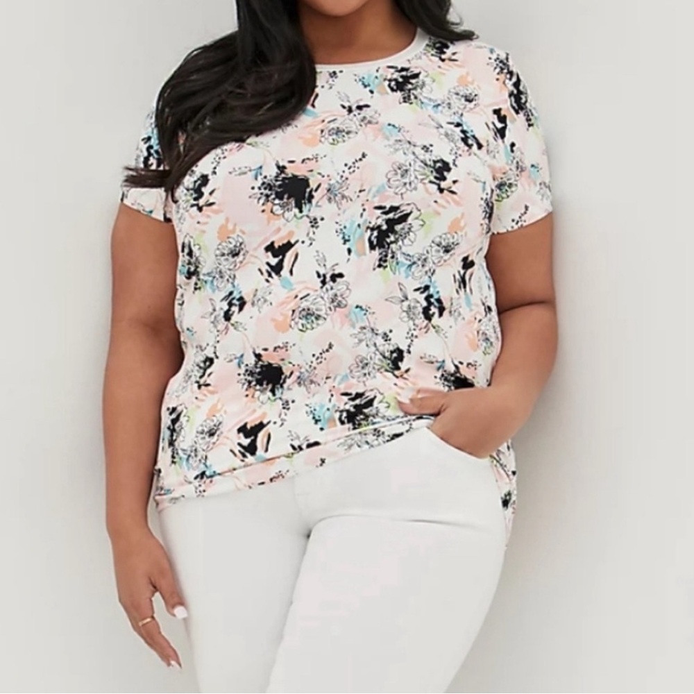 Torrid Top Super Soft Knit Tee Shirt Crew Neck Floral Graphic Artist Pink Black